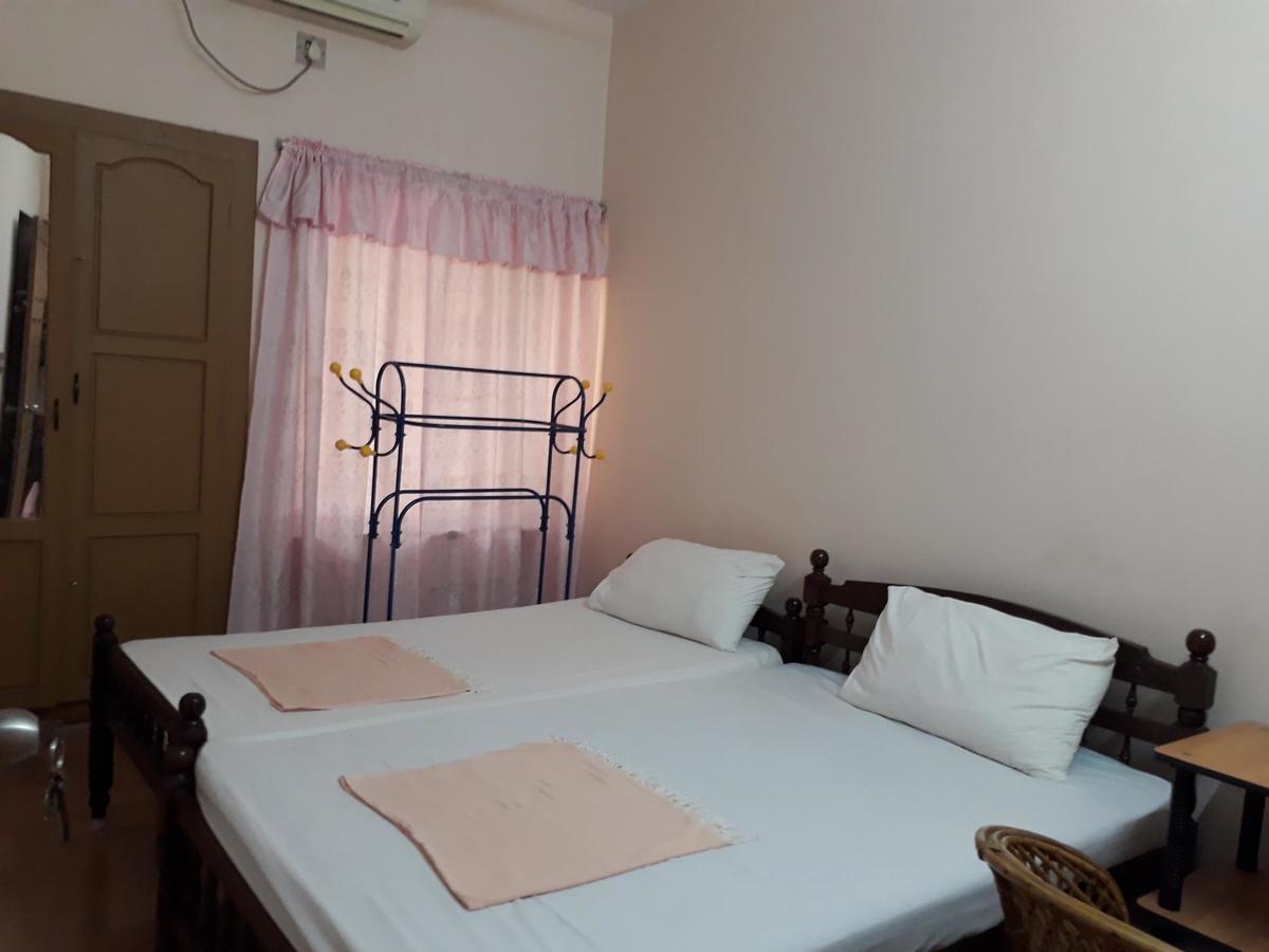 Valiyathayil Home Stay Коччи Экстерьер фото